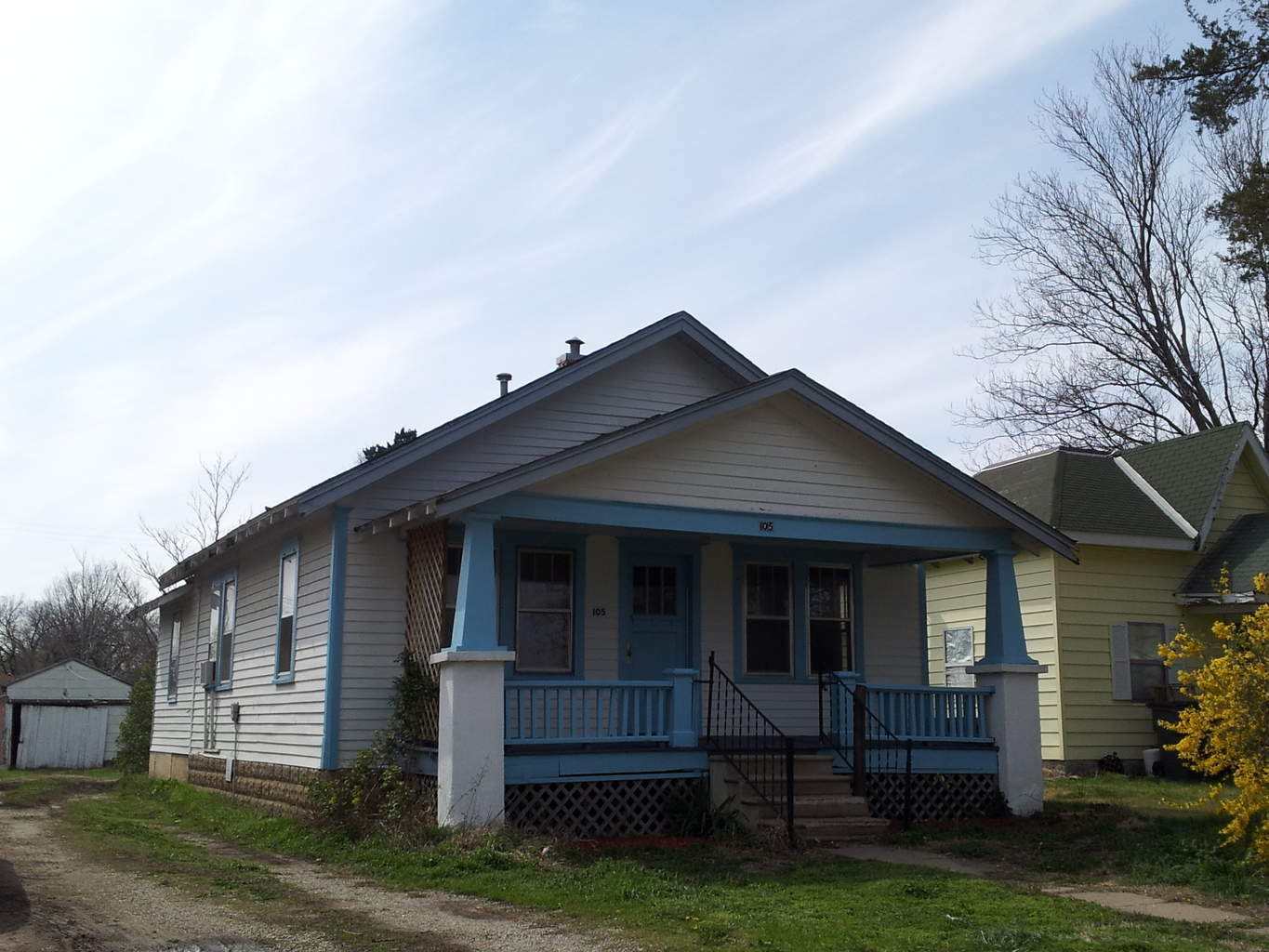 105 S Rural, Emporia, KS — 2 Bedroom, 1 Bath