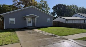 530 Sunnyslope, Emporia, KS–3Bedroom 2Bathroom House For Rent